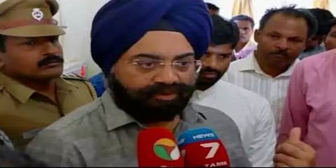 வெட்டுக்கிளிகள் தாக்குதலில் தப்பிப்பது எப்படி ? இன்று ஆலோசனை