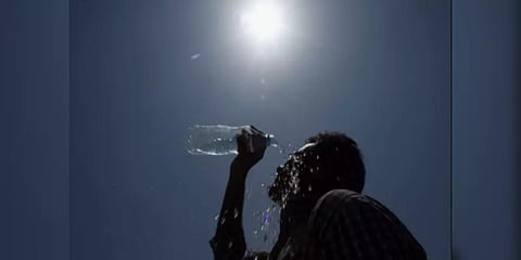 தமிழகத்தில் படிப்படியாகக் குறையும் வெயில் : இன்று 3 இடங்களில் சதம்..!