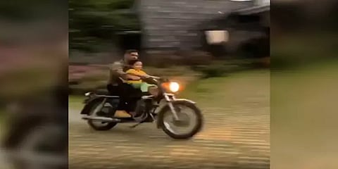 ஷாக்ஷி தோனி பகிர்ந்த வீடியோ - என்ன சொல்கிறார்?