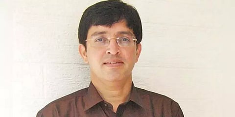 வீட்டில் தனிமைப்படும் முறை சென்னையில் தொடரும் : சிறப்பு அதிகாரி ராதாகிருஷ்ணன்