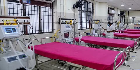 கொரோனா: 70 தனியார் மருத்துவமனைகளை ஒருங்கிணைக்க சுகாதாரத்துறை முடிவு