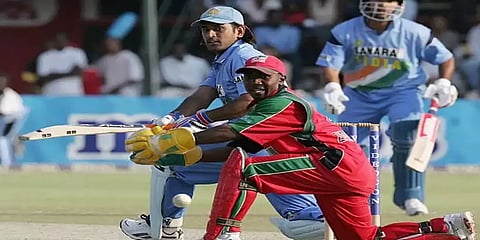 “தோனியை விட தினேஷ் கார்த்திக்கே இயல்பானவர் என நினைத்தேன்” - ஜிம்பாப்பே கிரிக்கெட் வீரர்