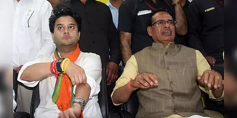 ஆட்சி கலைப்பு தொடர்பான சிவராஜ் சிங் குரல் ஆடியோ ? - மத்தியப் பிரதேசத்தில் சர்ச்சை