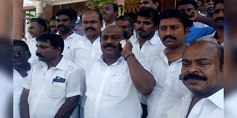 “சென்னையில் 15 நாட்கள் கடைகளை அடைக்கத் தயார்” - வணிகர்கள் சங்கம்