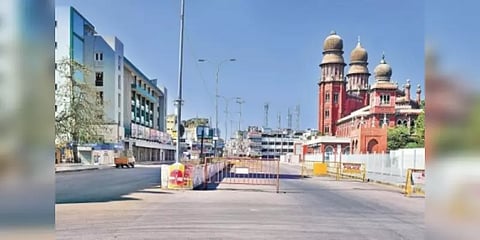 4 மாவட்டங்களில் அடுத்த 2 ஞாயிற்றுக்கிழமைகள் தளர்வின்றி பொதுமுடக்கம்..!