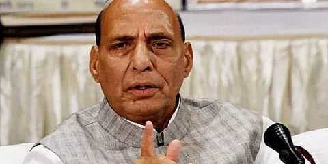 சீன தாக்குதல்: முப்படை தலைமை தளபதியுடன் அமைச்சர் ராஜ்நாத் சிங் அவசர ஆலோசனை