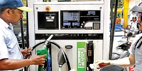 இன்றும் பெட்ரோல் டீசல் விலை உயர்வு!!