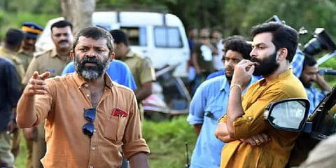 அய்யப்பனும் கோசியும் பட இயக்குநர் சாச்சி காலமானார்- சோகத்தில் மலையாள திரையுலகம்