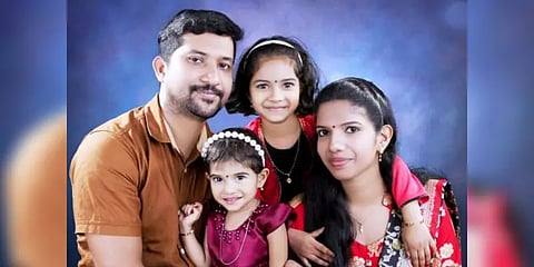 உ.பியில் சிக்கிய பெற்றோர் : குழந்தையின் இதய சிகிச்சையை இலவசமாகச் செய்த கேரள அரசு..!