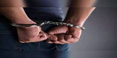 பரிசோதனைக்குப் பின் தப்பியோடிய கைதி: கொரோனா பாசிட்டிவ் தெரியவந்ததால் தானாகவே அட்மிட்!