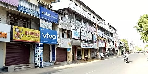 விசாரணைக் கைதிகள் உயிரிழப்பு - தூத்துக்குடியில் 80 சதவீத கடைகள் அடைப்பு