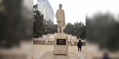 சீனர்கள் புகழும் இந்திய மருத்துவர் துவாரகநாத் கோட்னிஸ் - யார் அவர்? அப்படி என்ன செய்தார்?