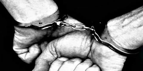 விளாத்திகுளம்: பள்ளி மாணவி கர்ப்பம் - கல்லூரி மாணவர் போக்சோ சட்டத்தில் கைது