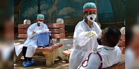 தமிழகத்தில் இன்று 3,713 பேருக்கு கொரோனா பாதிப்பு