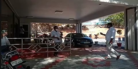 சாத்தான்குளம் தந்தை, மகன் உயிரிழந்த சம்பவம் : உறவினர்களிடம் நீதிபதி விசாரணை