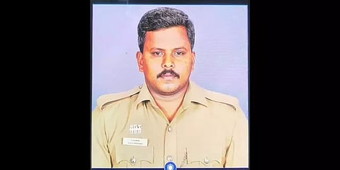 பால் விற்பனையாளர்களுக்கு ஃபேஸ்புக்கில் மிரட்டல் விடுத்த விவகாரம்: காவலர் சஸ்பெண்ட்