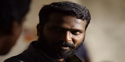 “நாங்கள் உங்களுடன் இருக்கிறோம்” - 2 வருடங்களுக்கு பிறகு வெற்றிமாறன் பதிவிட்ட ட்வீட்!!