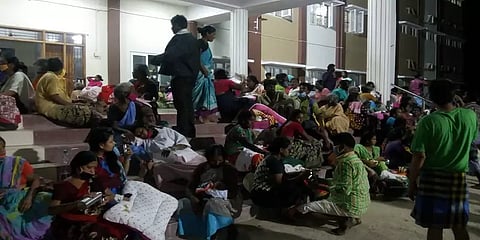 தஞ்சை: பிரசவ வார்டில் தீ விபத்து - குழந்தைகளுடன் அலறியடித்து ஓடி வந்த பெண்கள்