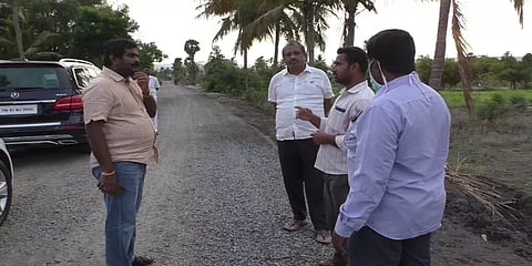 ரூ.5 கோடி மதிப்பீட்டில் போடப்பட்ட சாலை ஒரே வாரத்தில் சேதம்.. அதிர்ச்சியடைந்த மக்கள்