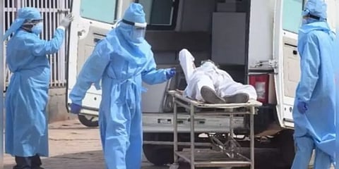 திருவள்ளூரில் முதன்முறையாக அரசு அதிகாரி கொரோனாவால் உயிரிழப்பு