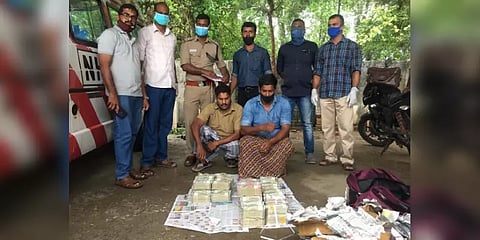 கேரளாவிற்கு ரூ.1.25 கோடி ஹவாலா பணம் கடத்தல் : இருவர் கைது