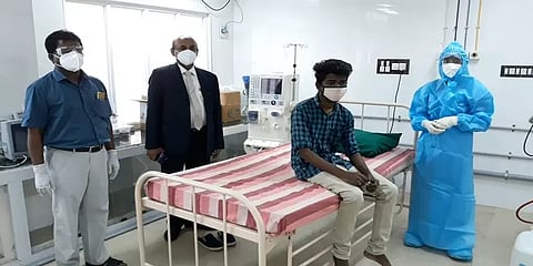 எனது உயிரைக் காப்பாற்றிய அரசு மருத்துவர்களுக்கு மிக்க நன்றி”-நெகிழும் புதுக்கோட்டை இளைஞர்