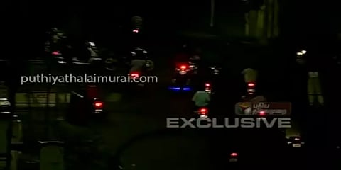 ஊரடங்கு காலத்திலும் சென்னையில் இளைஞர்கள் பைக்ரேஸ் - வீடியோ!