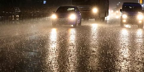 சென்னையில் விடிய விடிய மழை!!