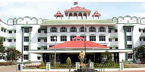 சாத்தான்குளம் வழக்கு : அனைத்து ஆவணங்களும் மதுரை நீதிமன்றத்திற்கு மாற்றம்