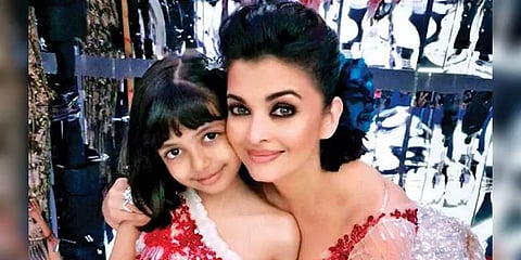 அமிதாப், அபிஷேக் பச்சனை தொடர்ந்து ஐஸ்வர்யா ராய்க்கும் கொரோனா உறுதி..!