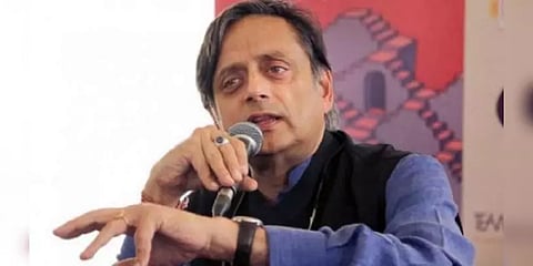 “சச்சின் பைலட் காங்கிரஸில் இருந்து விலகுவதால் வருத்தம்” - சசி தரூர்