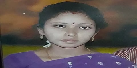 “கடனை கேட்டு நிதி நிறுவனம் நெருக்கடி கொடுக்கிறது” - தீக்குளித்த பெண் வாக்குமூலம்