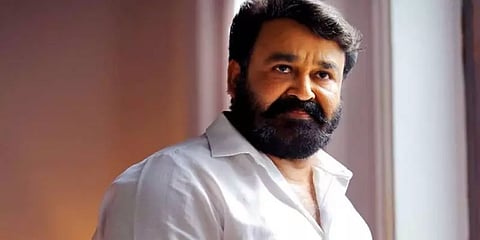 அப்பா இயக்கும் படம் மூலம் சினிமாத்துறையில் கால்பதிக்கும் மோகன்லால் மகள்?