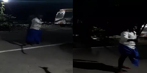 நடுரோட்டில் வீச்சருவாளுடன் மிரட்டல் விடுத்த நபர் - வைரல் வீடியோ