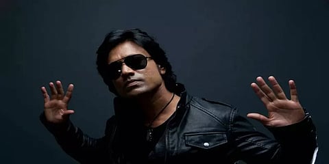 ’ஹீரோ டூ வில்லன்’ பன்முகத்தன்மையில் மிரட்டும் எஸ்.ஜே.சூர்யா - பிறந்தநாள்..!