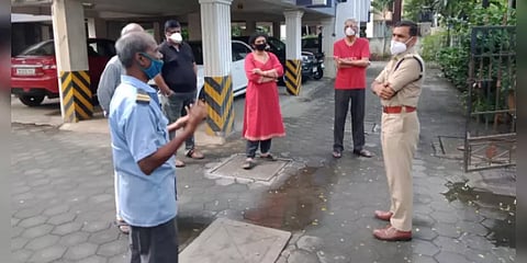 கொரோனாவிலிருந்து மீண்ட பெண்ணுக்காக வேலை கேட்ட ஐபிஎஸ் : பாராட்டிய அதிகாரி