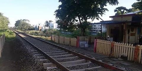 மதுரை: அதிகாலையில் பிரபல ரவுடி கொடூரமாக குத்திக் கொலை