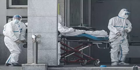 இந்தியா: 24 மணிநேரத்தில் கொரோனாவுக்கு 587 பேர் பலி