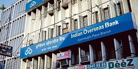 மேலும் குறைகிறது பொதுத்துறை வங்கிகள் எண்ணிக்கை? - தனியார் வசம் ஒப்படைக்க அரசு திட்டம்