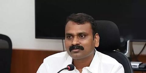 தமிழக பாஜக இடத்தை வாங்கிக் கொள்ள தயாரா ? எல்.முருகன் கேள்வியும் அழகிரியின் பதிலும் !