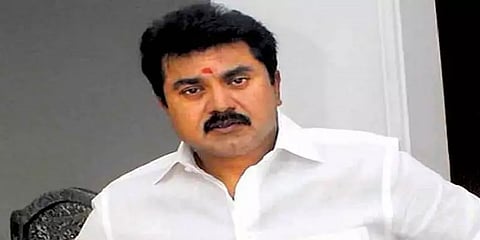 மட்டன், சிக்கன் சமையலில் கலக்கும் சரத்குமார்.... ஊரடங்கில் கற்றுக்கொண்ட கலை