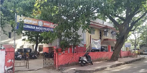 செல்போனை பறித்த சிறார் திருடர்கள் : ஒரு கி.மீ விரட்டிப்பிடித்த ‘சிங்கப்பெண்’