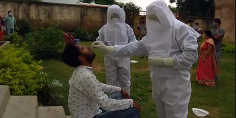 மாஸ்க் அணியாவிட்டால் ரூ.1 லட்சம் அபராதம், 2 வருடங்கள் சிறை: அதிரடி சட்டம்