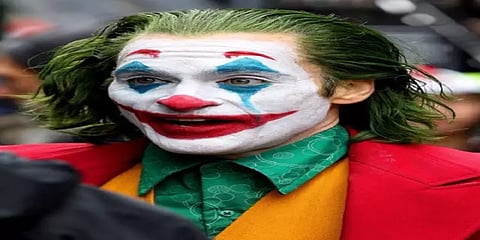 ‘அஜித் வில்லன் கேரக்டரை கெத்தாக செய்வார்’ ஜோக்கர் ஹீரோவுடன் ஒப்பிட்ட பார்த்திபன்..!