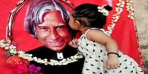 ''எழுத்தாளர், சிந்தனையாளர், அறிவியல் விஞ்ஞானி..'' - அப்துல்கலாமின் நினைவு தினம் இன்று!