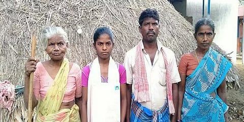 சாதி சான்றிதழ் கேட்டதற்காக தாக்கப்பட்ட மாணவி – விழுப்புரத்தில் சர்ச்சை