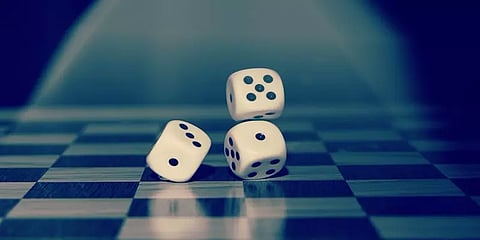 ஆன்லைன் சூதாட்டம்... விராட்கோலி, தமன்னா மீது தமிழக டிஜிபியிடம் புகார்