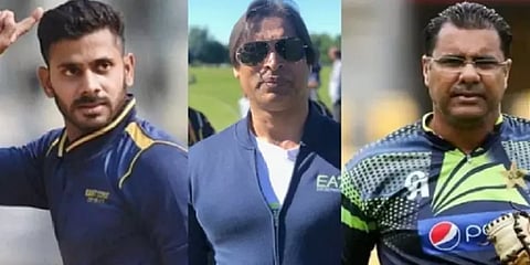 பாகிஸ்தான் வீரர்களை கடவுள்தான் ஆசீர்வதிக்க வேண்டும் - கிரிக்கெட் வீரர் மனோஜ் திவாரி