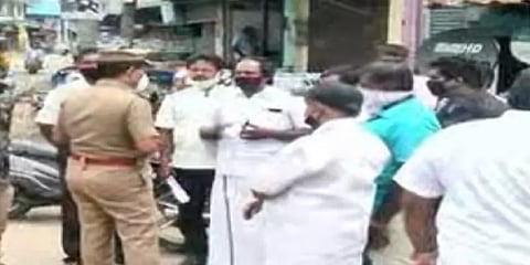 அண்ணா சிலை தடுப்பு வேலியில் காவிக்கொடி - குற்றவாளிகளை கைது செய்ய ஸ்டாலின் வலியுறுத்தல்