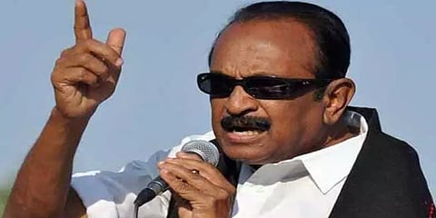 “அண்ணா சிலைக்கு காவி கட்டி களங்கப்படுத்திய காலிகள்”- வைகோ கண்டனம்
